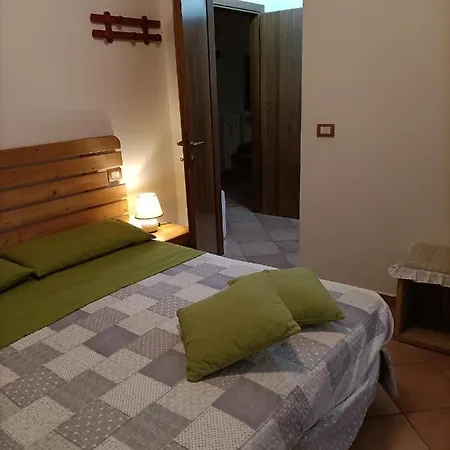 דירה La Casetta Di Nonno Pacca *